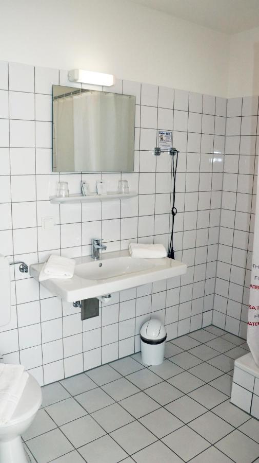 Отель Europa-Haus-Bocholt - Bett & Bike Экстерьер фото
